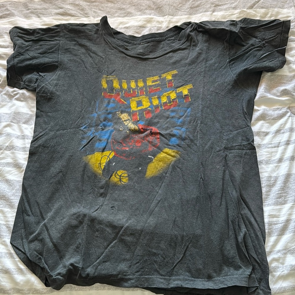 Vintage 1983 Quiet Riot Metal Health Tour tee size approx L